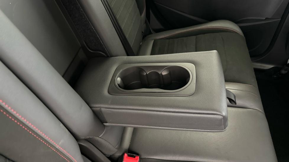 Rear Armrest/ Cup Holder