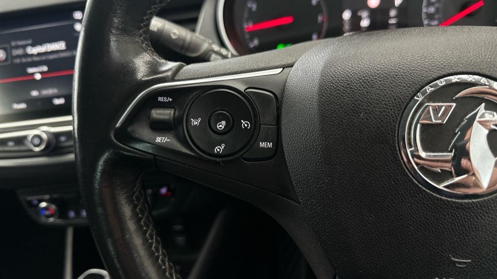 Cruise Control / Speed Limiter /Heated Steering Wheel 