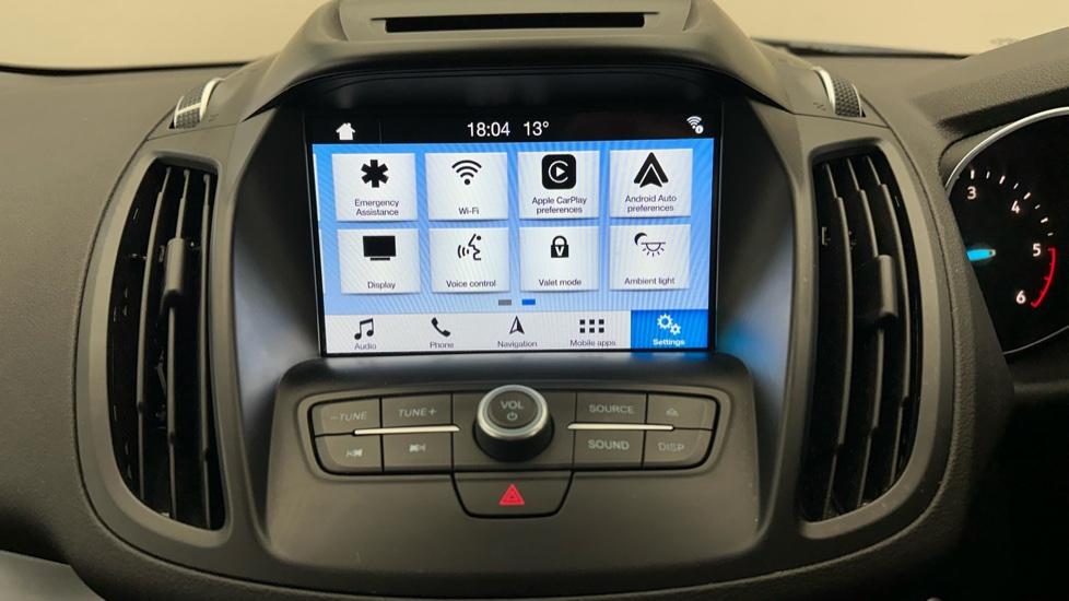 Apple CarPlay / Android Auto  /Ambient Lighting 