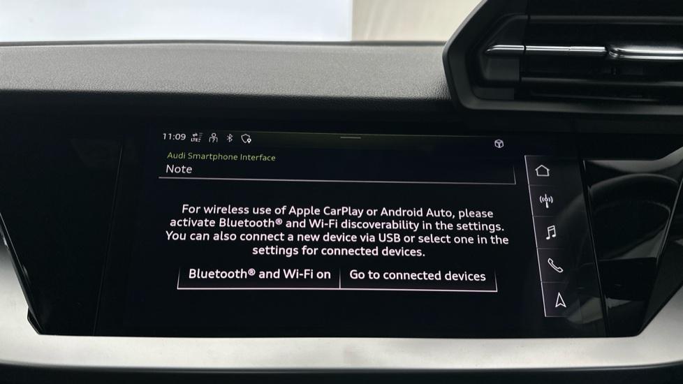 Apple Car Play & Android Auto