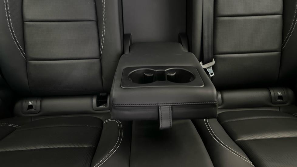 Rear Armrest/ Cup Holder