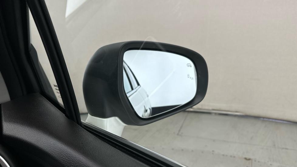 Blind Spot Monitoring System 