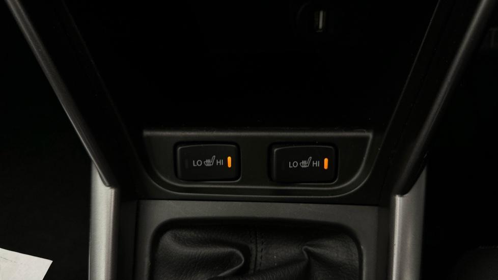 Heated Seats 