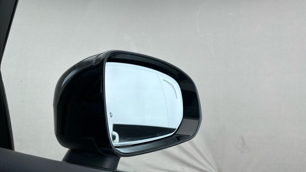 Blind Spot Monitoring System 