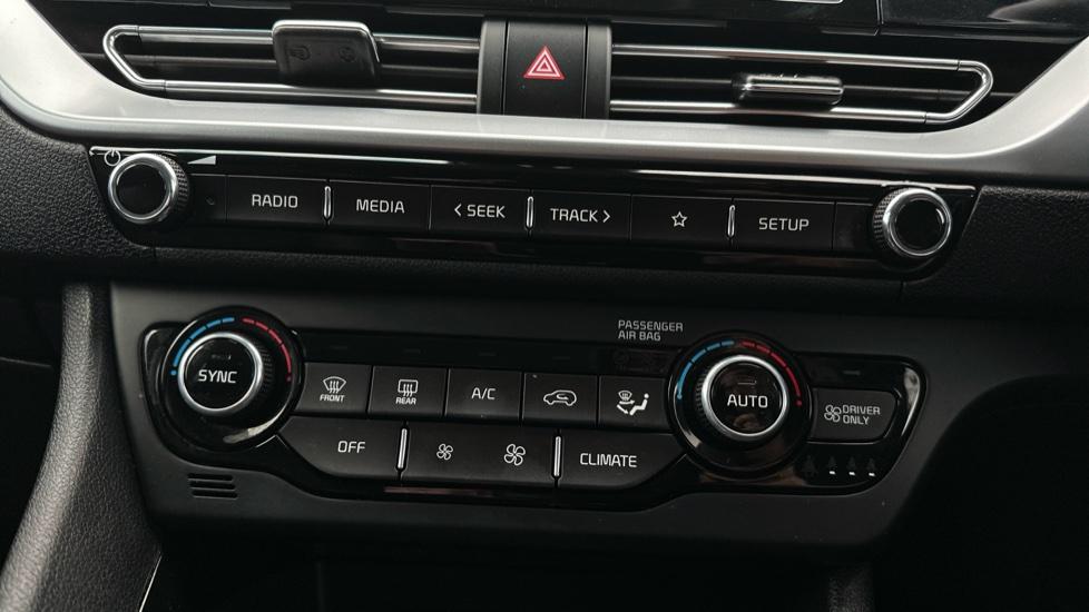 Air Conditioning / Dual Climate Control 