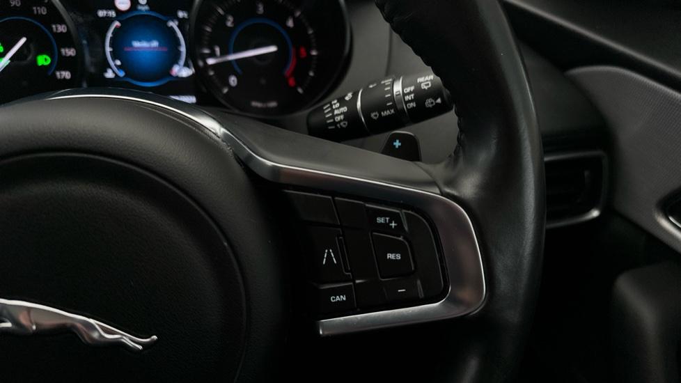 Lane Assist /Paddle Shift 