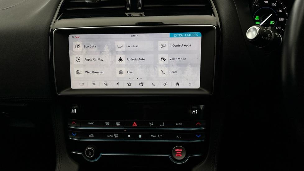 Apple Car Play & Android Auto