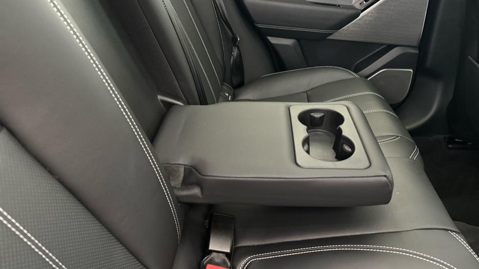 Rear Armrest/ Cup Holder