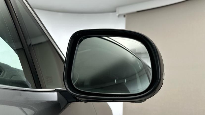 Blind Spot Monitoring System 