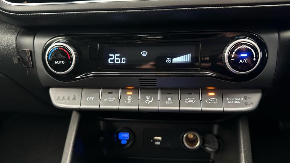 Air Conditioning /Dual Climate Control 