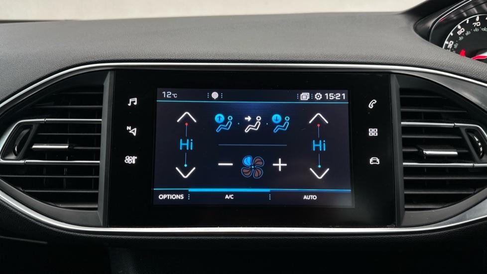 Air Conditioning /Dual Climate Control 