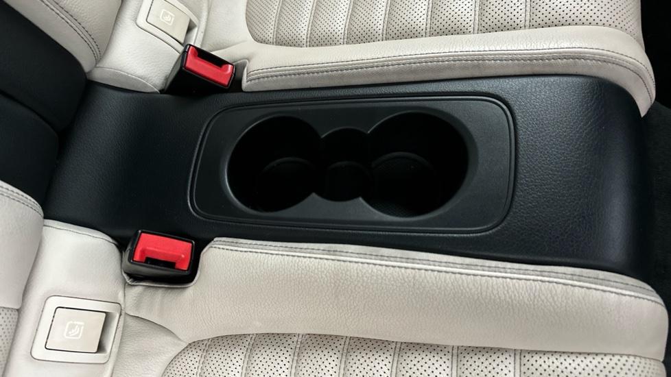 Rear cup holders 