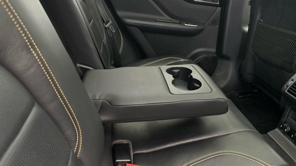 Rear Armrest/ Cup Holder