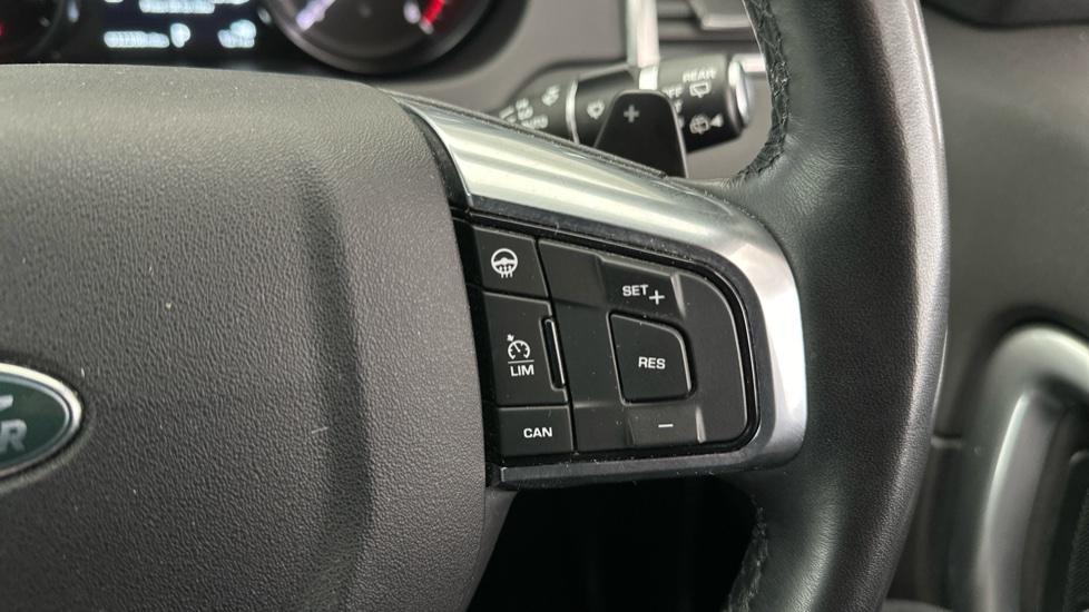 Cruise Control / Speed Limiter / Paddle Shift / Heated Steering Wheel 