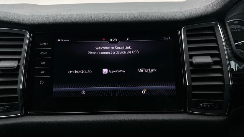 Apple Car Play & Android Auto