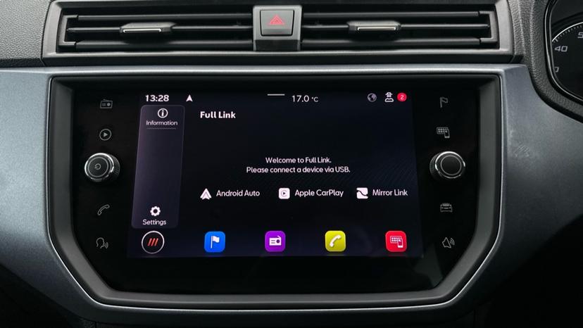 Apple Car Play & Android Auto