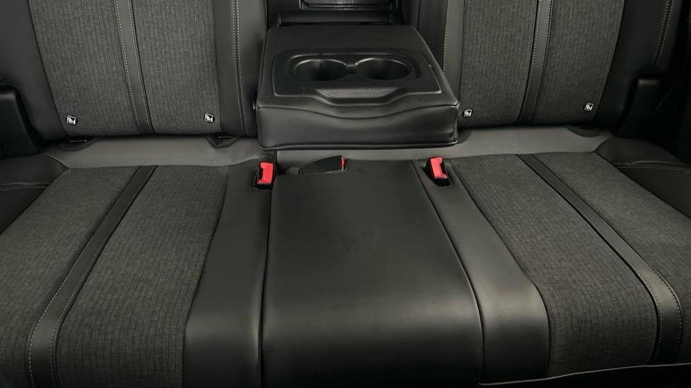 Rear Armrest/ Cup Holder