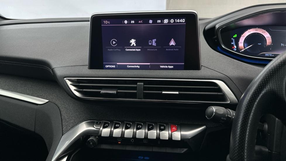 Apple Car Play & Android Auto