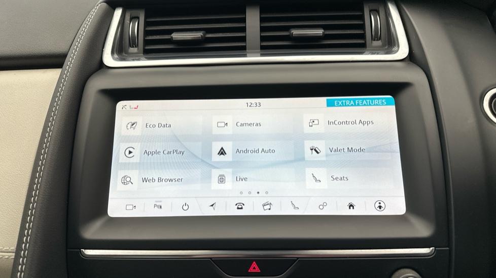 Apple Car Play & Android Auto