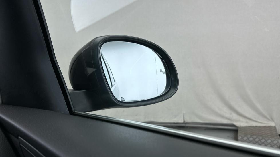 Blind Spot Monitoring System 