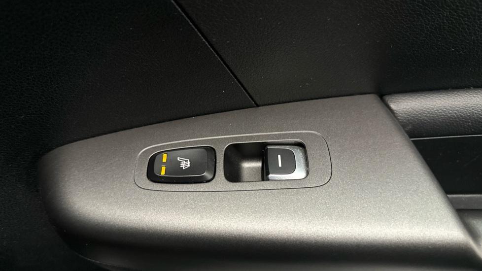 Rear Heated Seats 