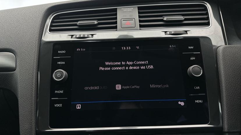 Apple Car Play & Android Auto