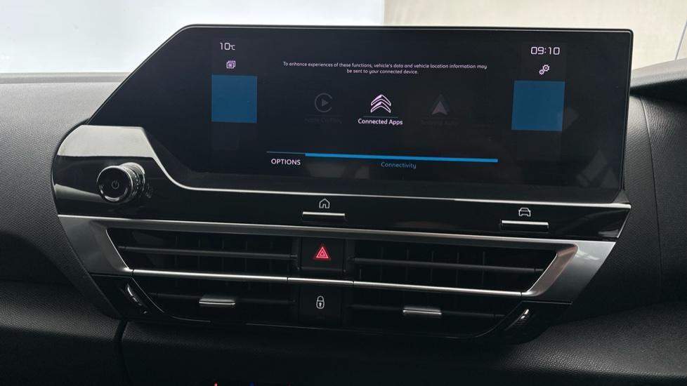 Apple Car Play & Android Auto