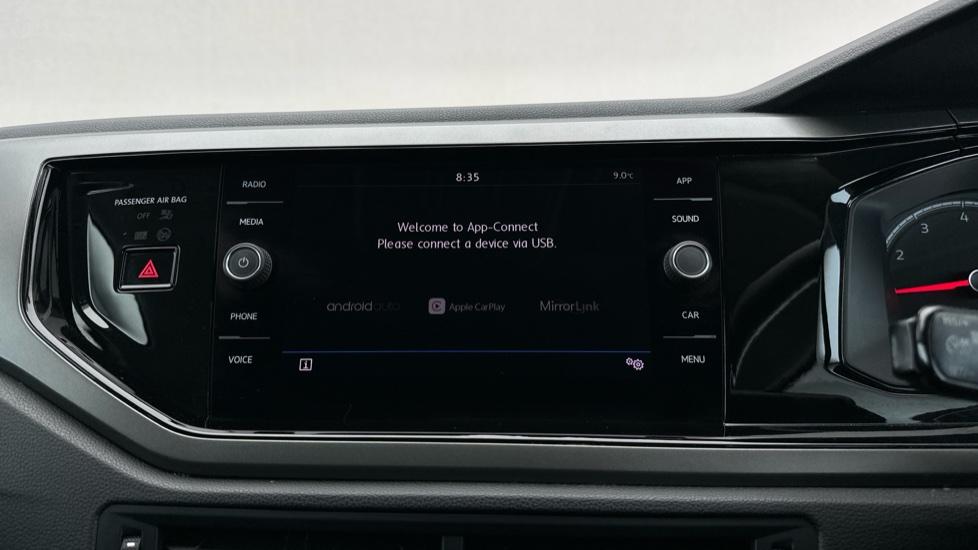 Apple Car Play & Android Auto