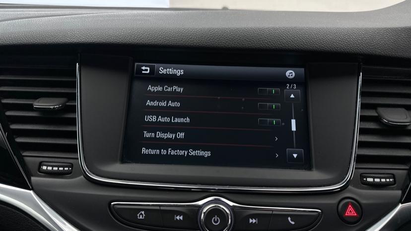 Apple CarPlay/Android auto 