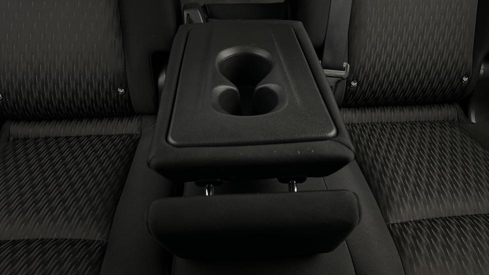 Rear Armrest/ Cup Holder