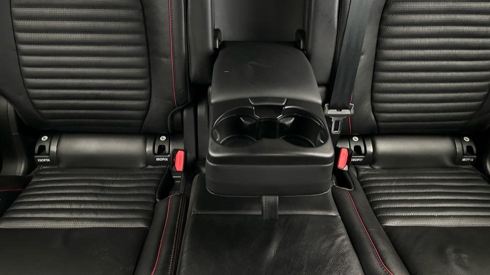 Rear Armrest/ Cup Holder