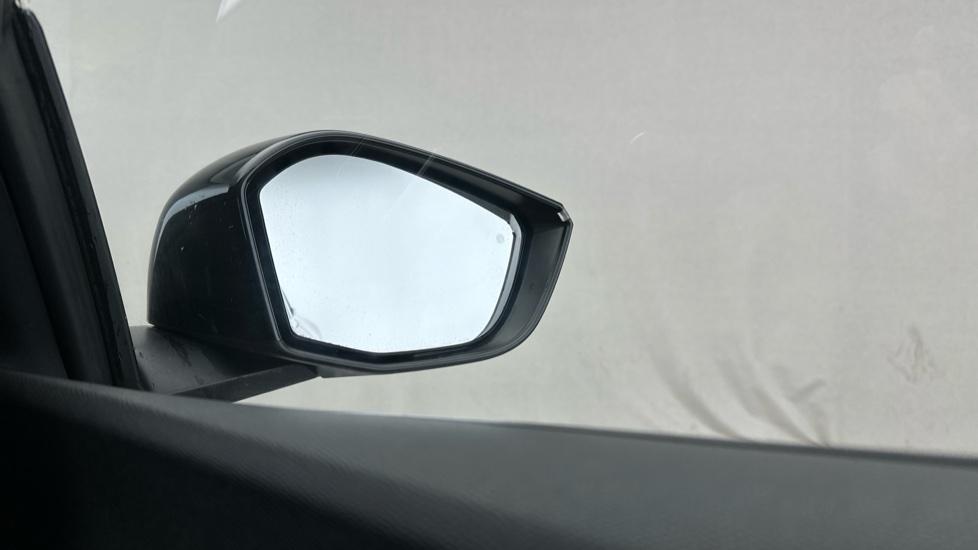 Blind Spot Monitoring System 