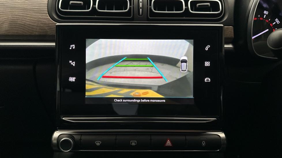 Rear View Camera /Park Pilot 