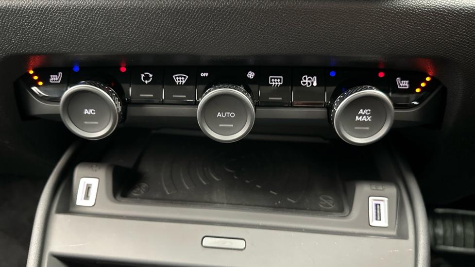 Heated Seats  / Wireless Charger 