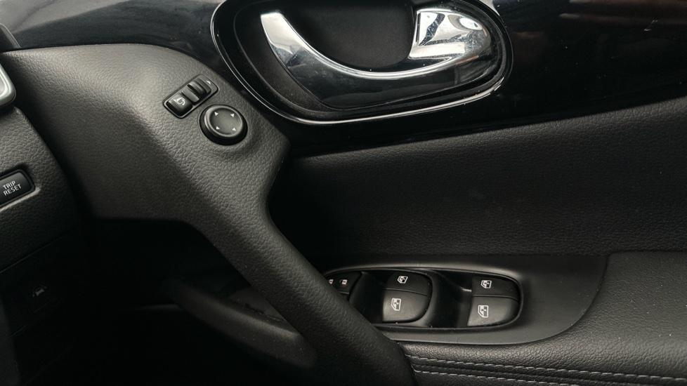 Electric Windows / Wing Mirrors 