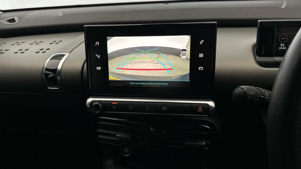 Rear View Camera /Park Pilot 