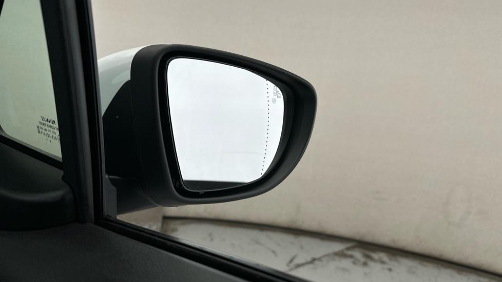 Blind Spot Monitoring System 