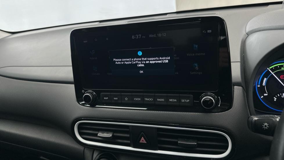 Apple Car Play & Android Auto