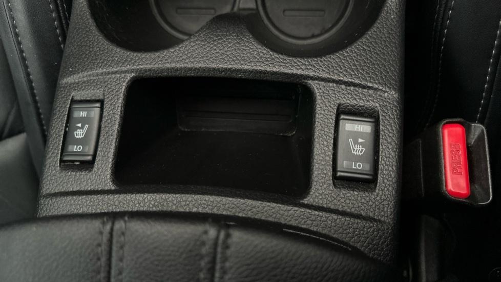 Heated Seats 