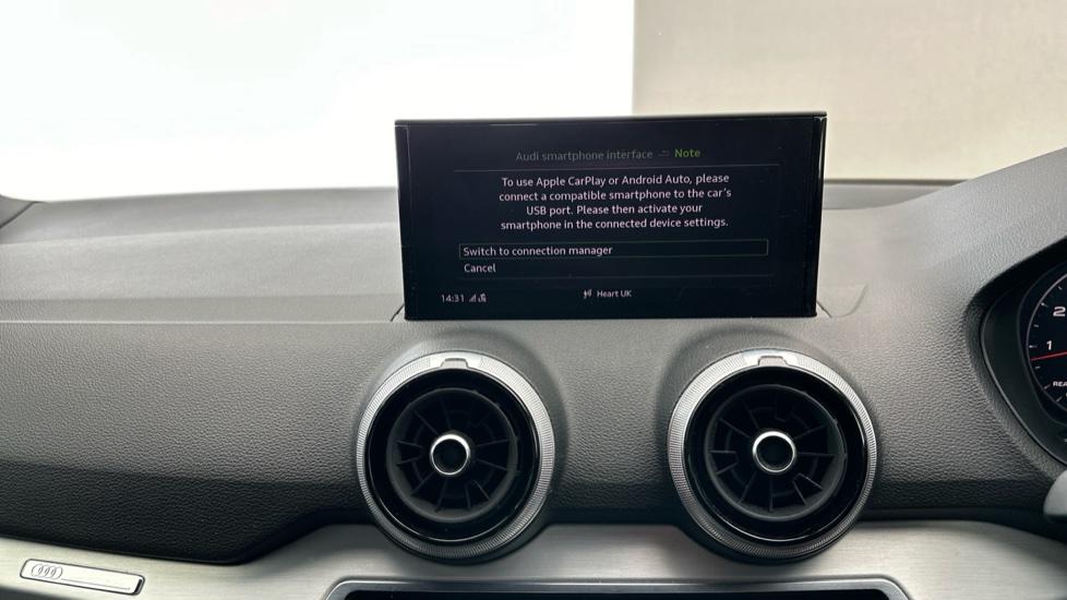 Apple Car Play & Android Auto