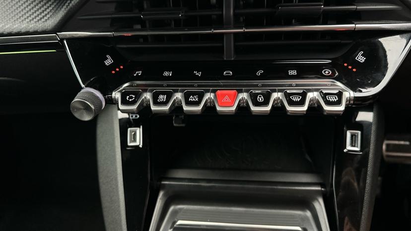 Heated Seats /Wireless Charger 