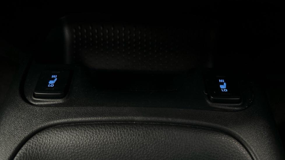 Heated Seats 