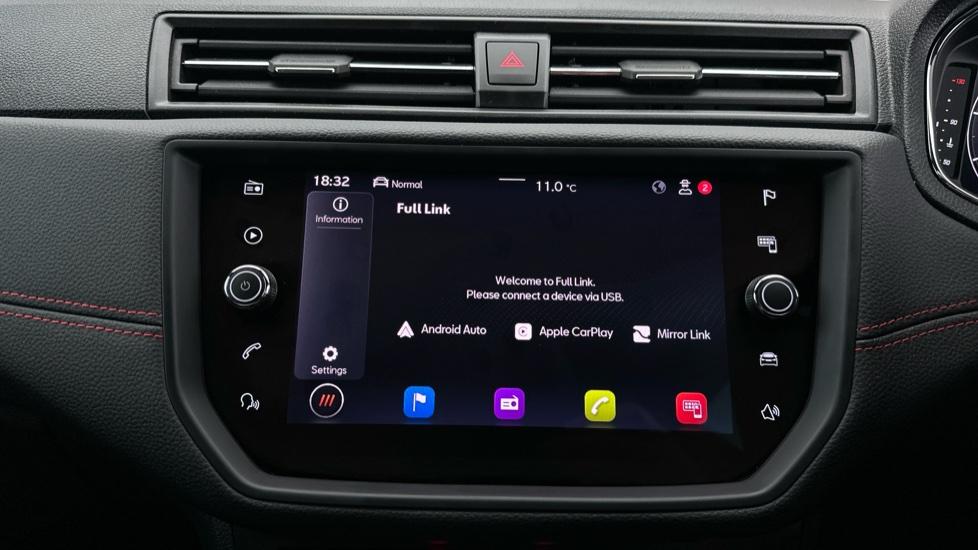 Apple Car Play & Android Auto