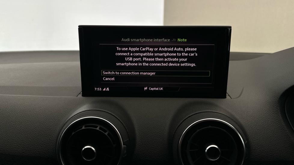 Apple Car Play & Android Auto