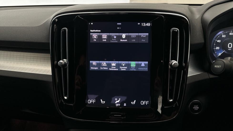 Apple Car Play & Android Auto