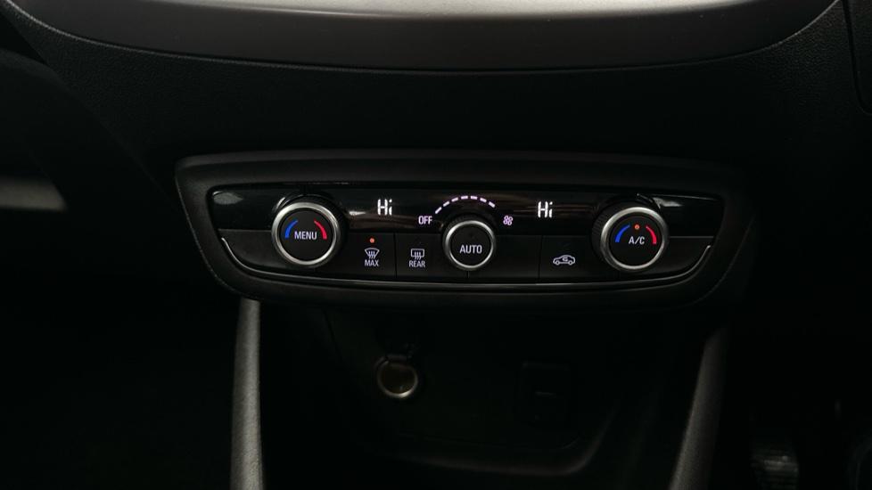 Air Conditioning /Dual Climate Control 