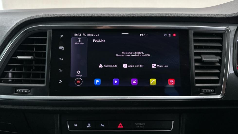 Apple Car Play & Android Auto