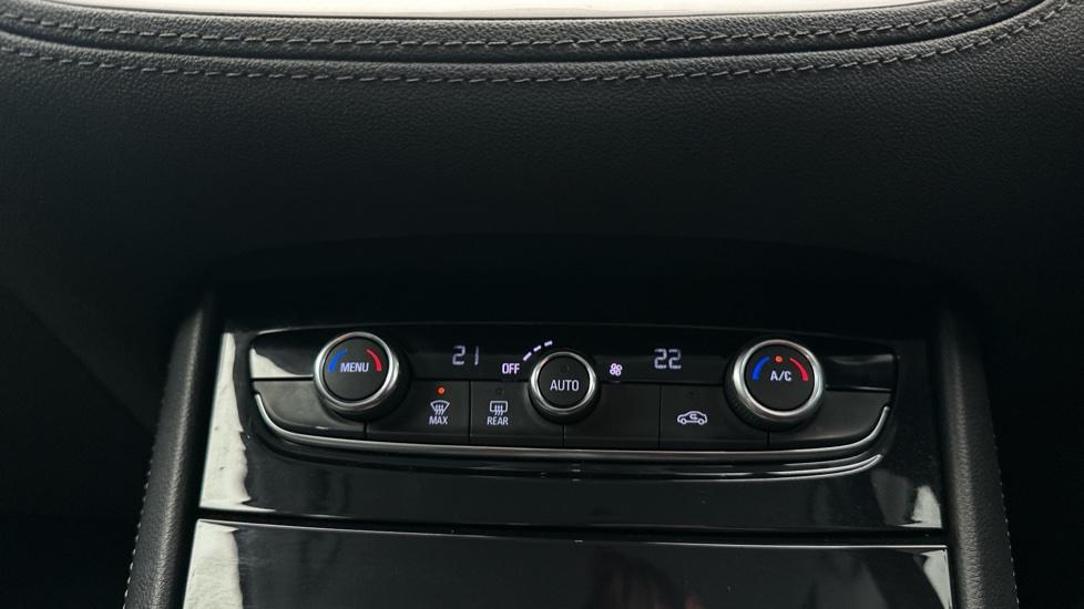 Air Conditioning /Dual Climate Control 