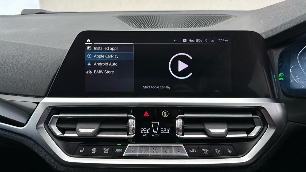 Apple Car Play & Android Auto