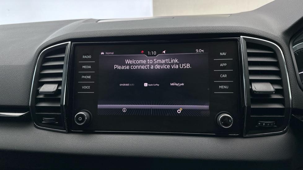 Apple Car Play & Android Auto